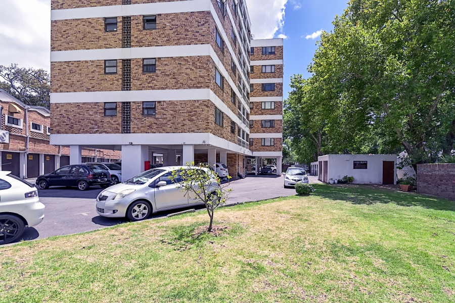 1 Bedroom Property for Sale in Claremont Upper Western Cape